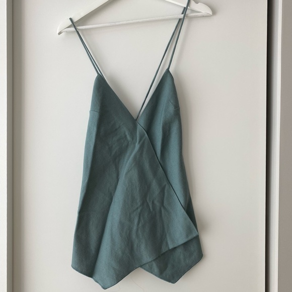 Aritzia Blouse - Picture 2 of 5